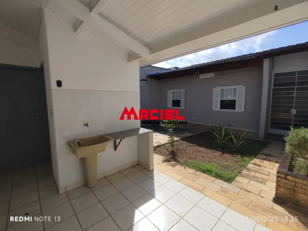 Comprar Casa / Padr&atilde;o em S&atilde;o Jos&eacute; dos Campos R$ 750.000,00 - Foto 5