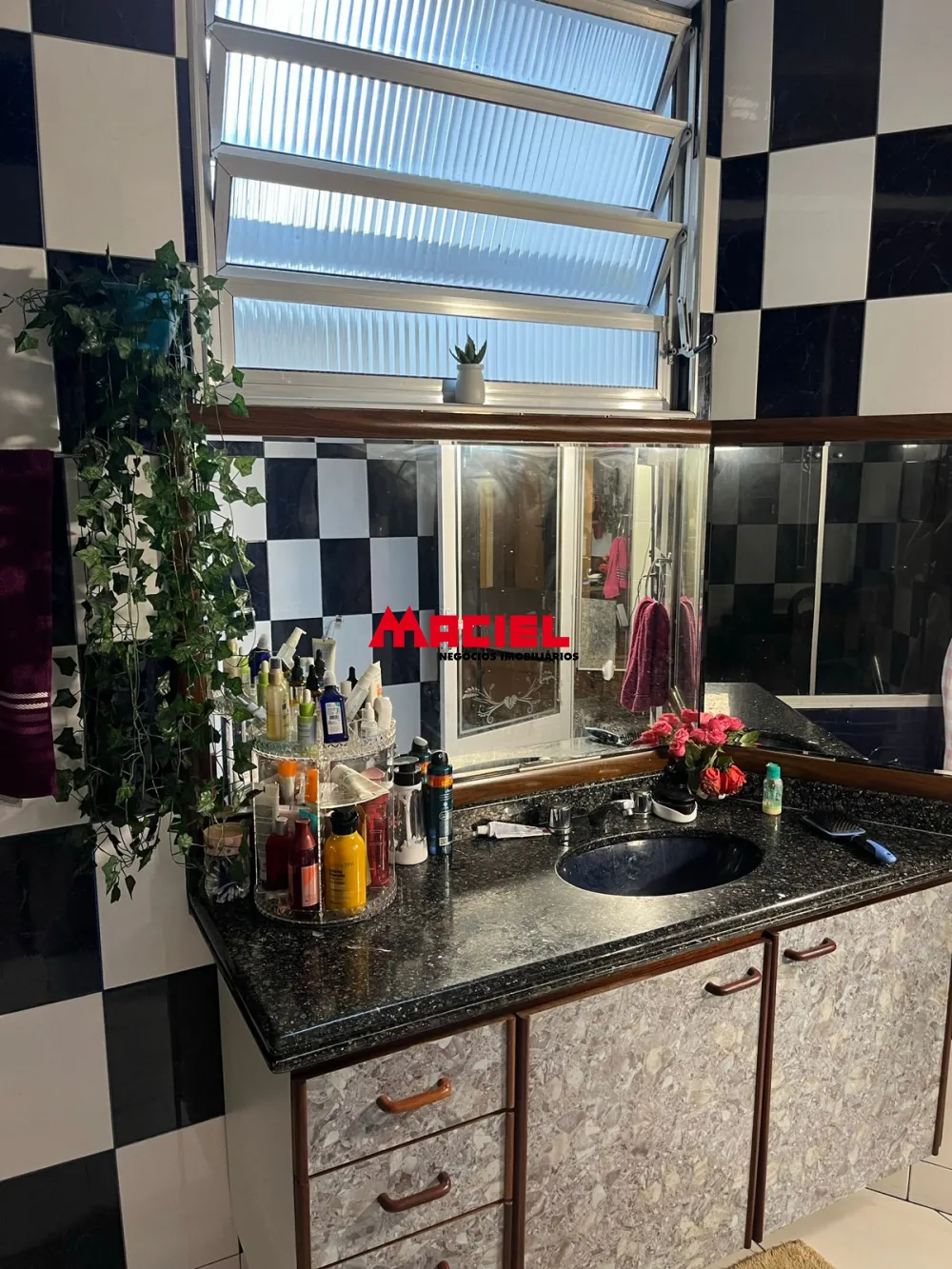 Comprar Casa / Padr&atilde;o em S&atilde;o Jos&eacute; dos Campos R$ 639.000,00 - Foto 17