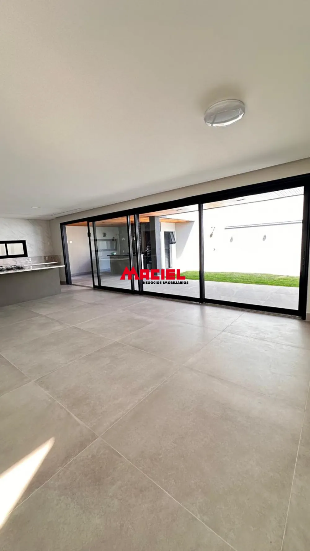 Comprar Casa / Sobrado em S&atilde;o Jos&eacute; dos Campos R$ 1.855.000,00 - Foto 4