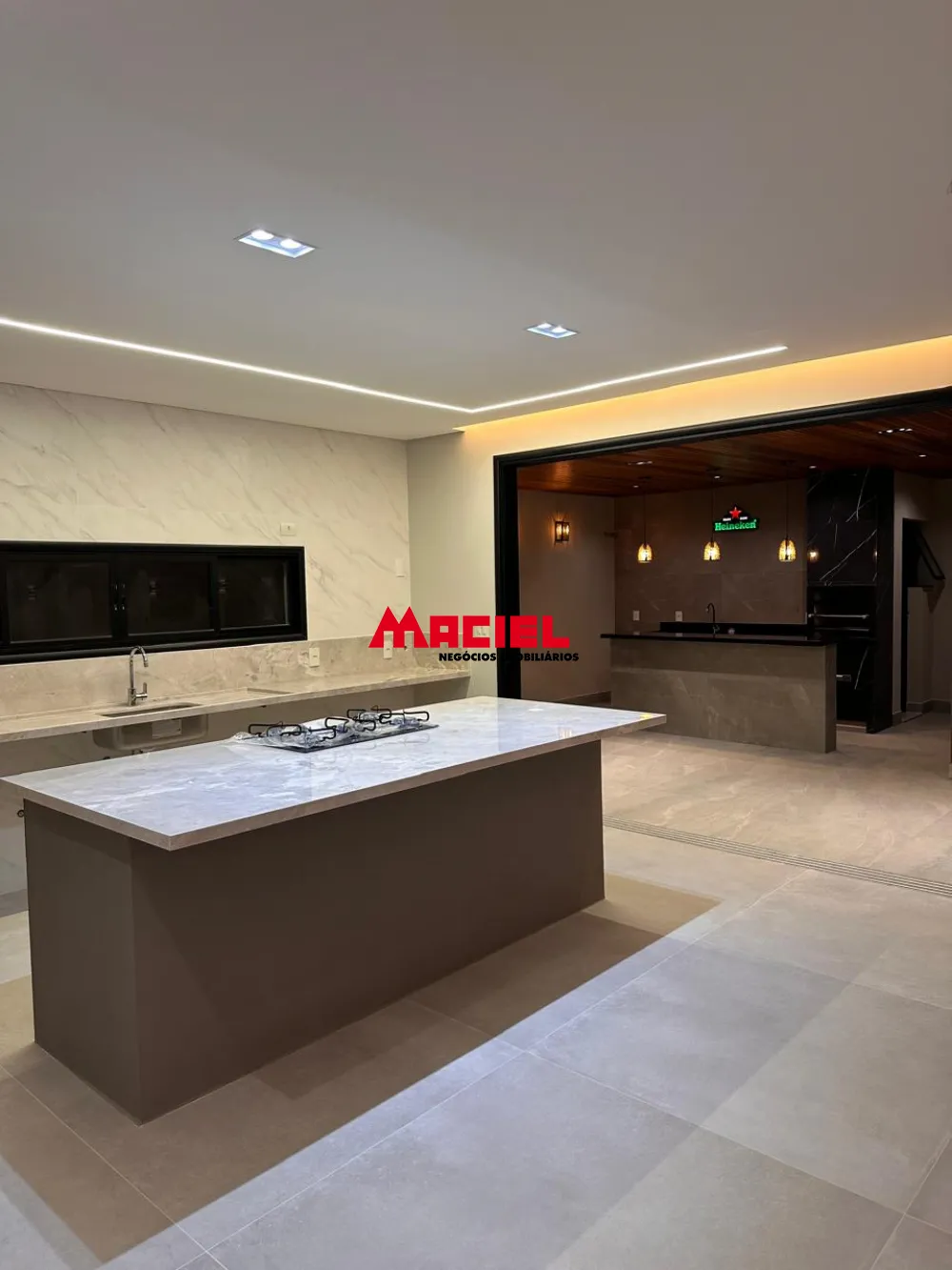 Comprar Casa / Sobrado em S&atilde;o Jos&eacute; dos Campos R$ 1.855.000,00 - Foto 12