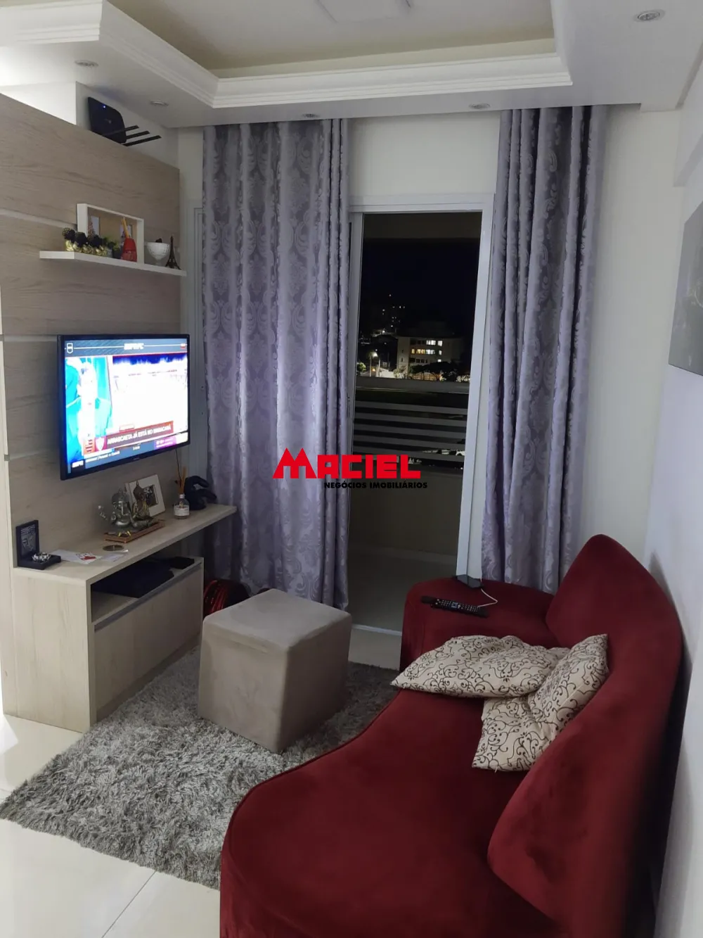 Comprar Apartamento / Mobiliado em S&atilde;o Jos&eacute; dos Campos R$ 450.000,00 - Foto 6