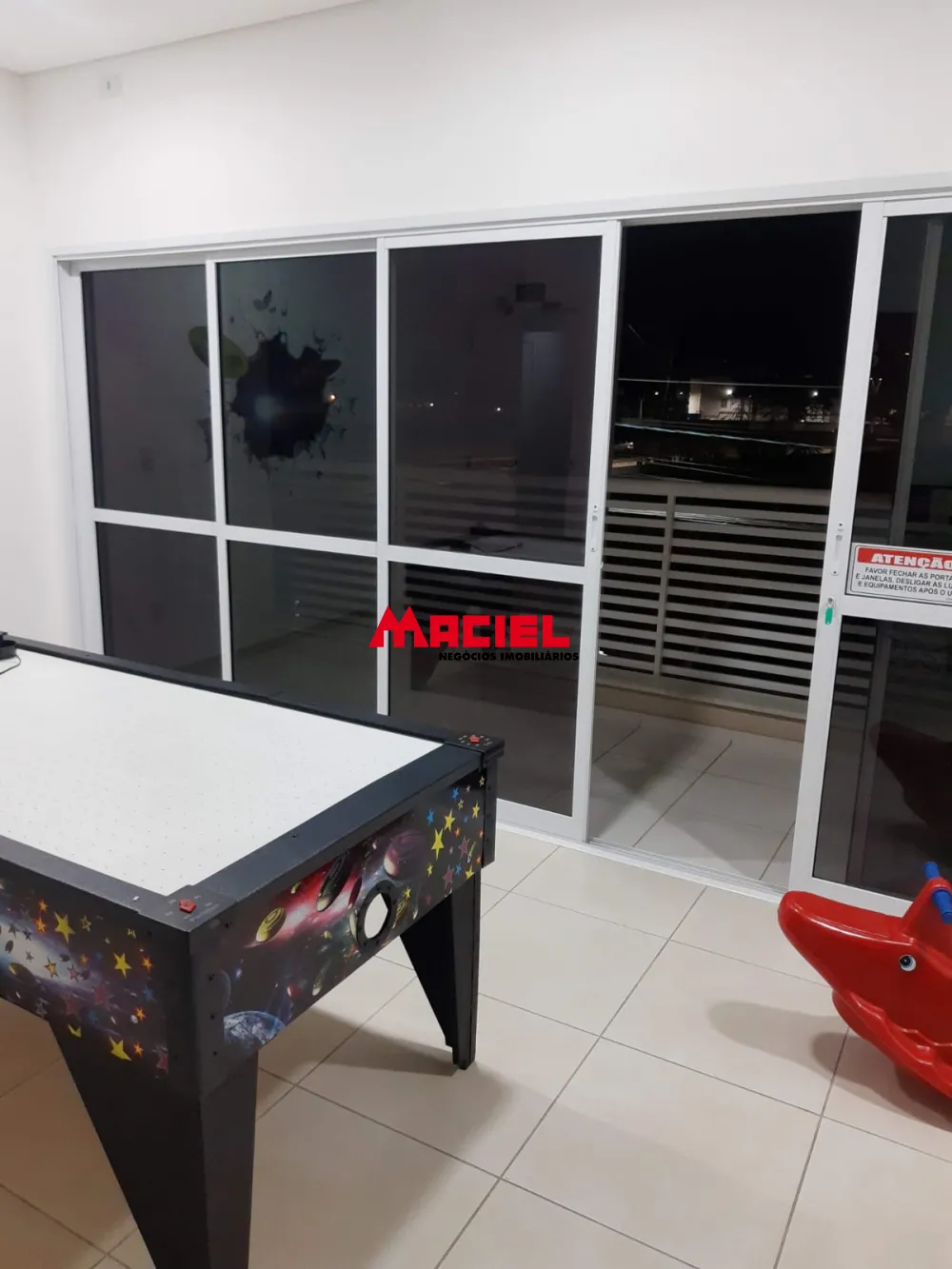 Comprar Apartamento / Mobiliado em S&atilde;o Jos&eacute; dos Campos R$ 450.000,00 - Foto 13