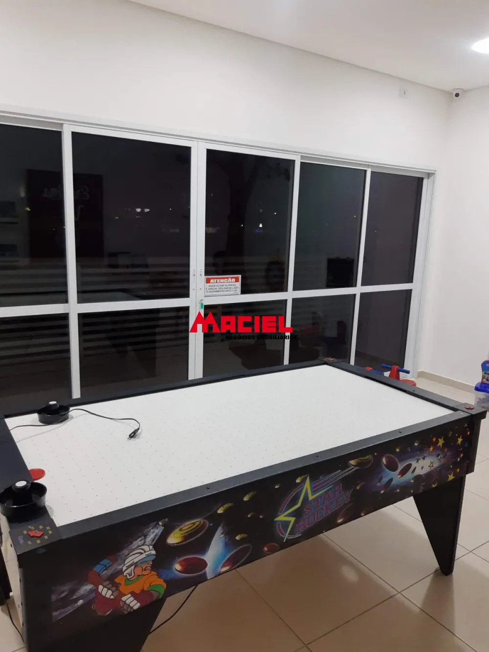 Comprar Apartamento / Mobiliado em S&atilde;o Jos&eacute; dos Campos R$ 450.000,00 - Foto 15