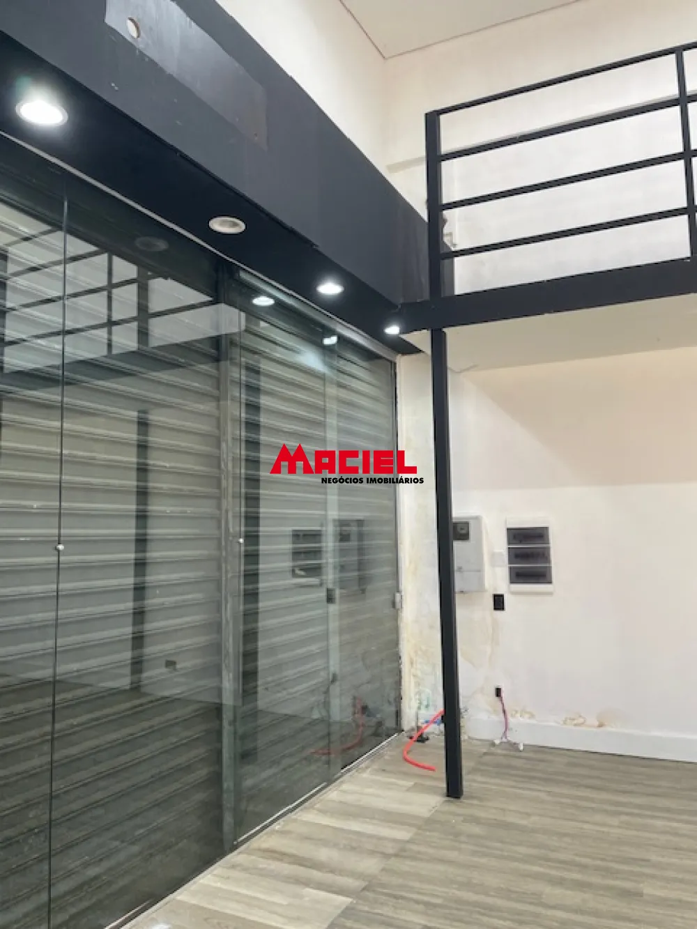 Alugar Comercial / Sala em S&atilde;o Jos&eacute; dos Campos R$ 30.000,00 - Foto 3