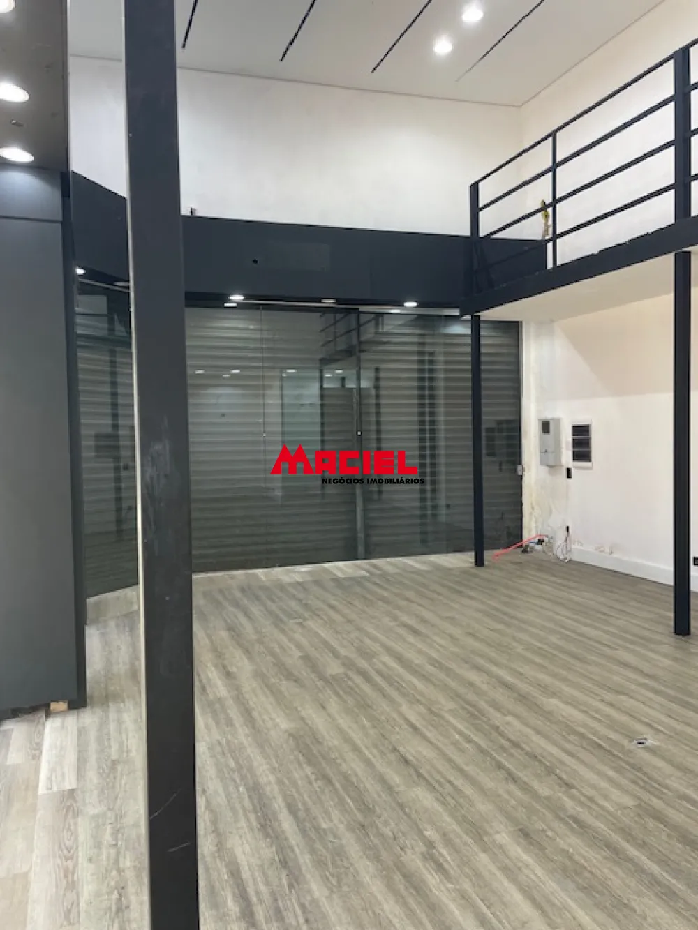 Alugar Comercial / Sala em S&atilde;o Jos&eacute; dos Campos R$ 30.000,00 - Foto 6