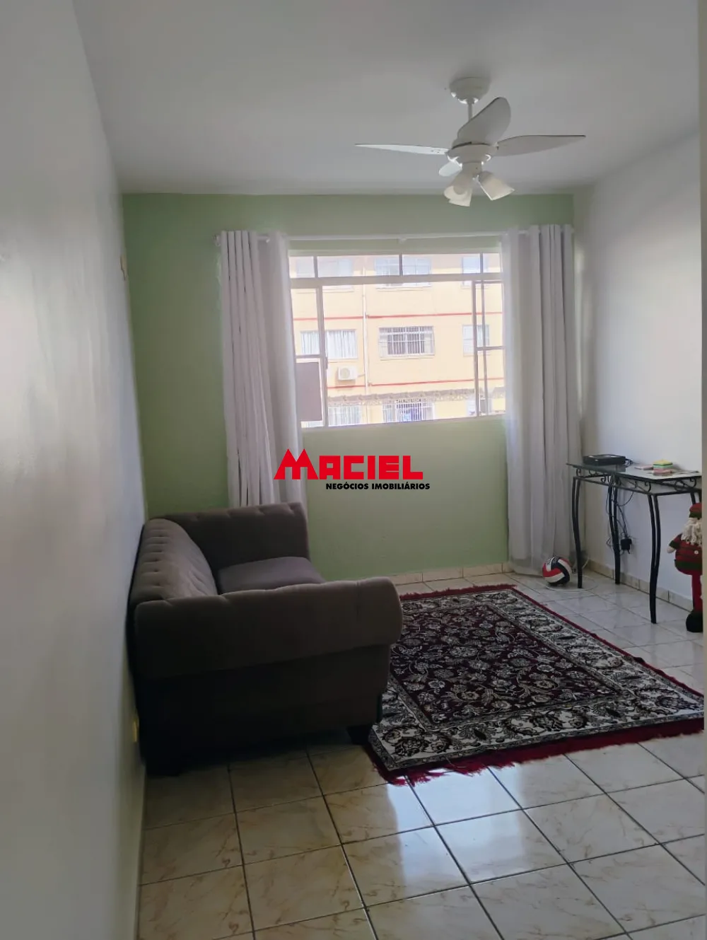 Alugar Apartamento / Padr&atilde;o em S&atilde;o Jos&eacute; dos Campos R$ 2.000,00 - Foto 7