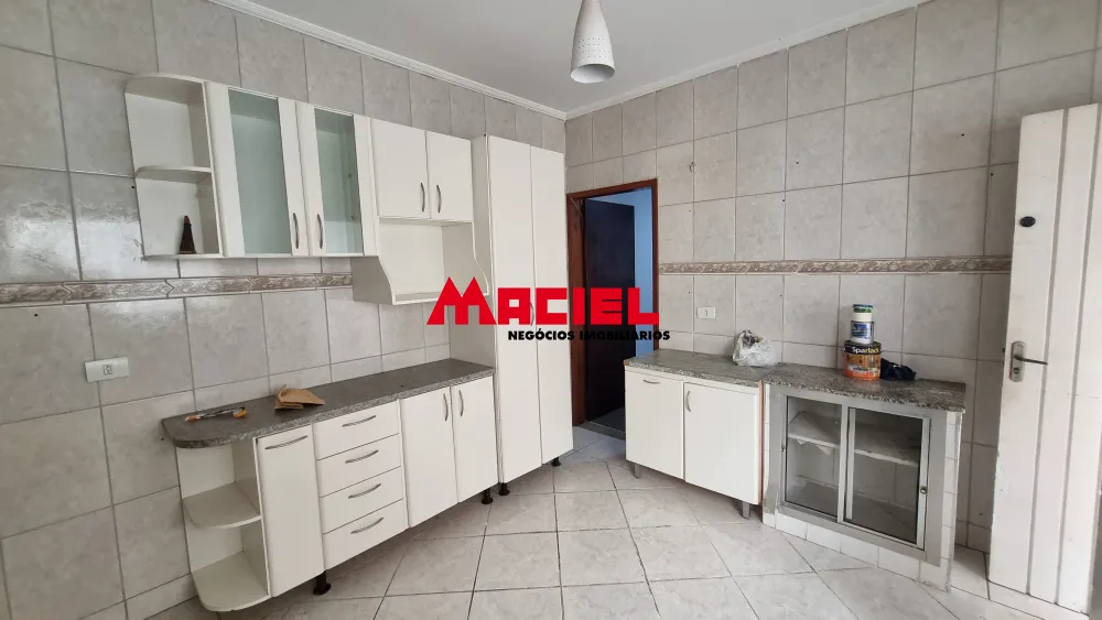 Comprar Casa / Sobrado em S&atilde;o Jos&eacute; dos Campos R$ 692.000,00 - Foto 4