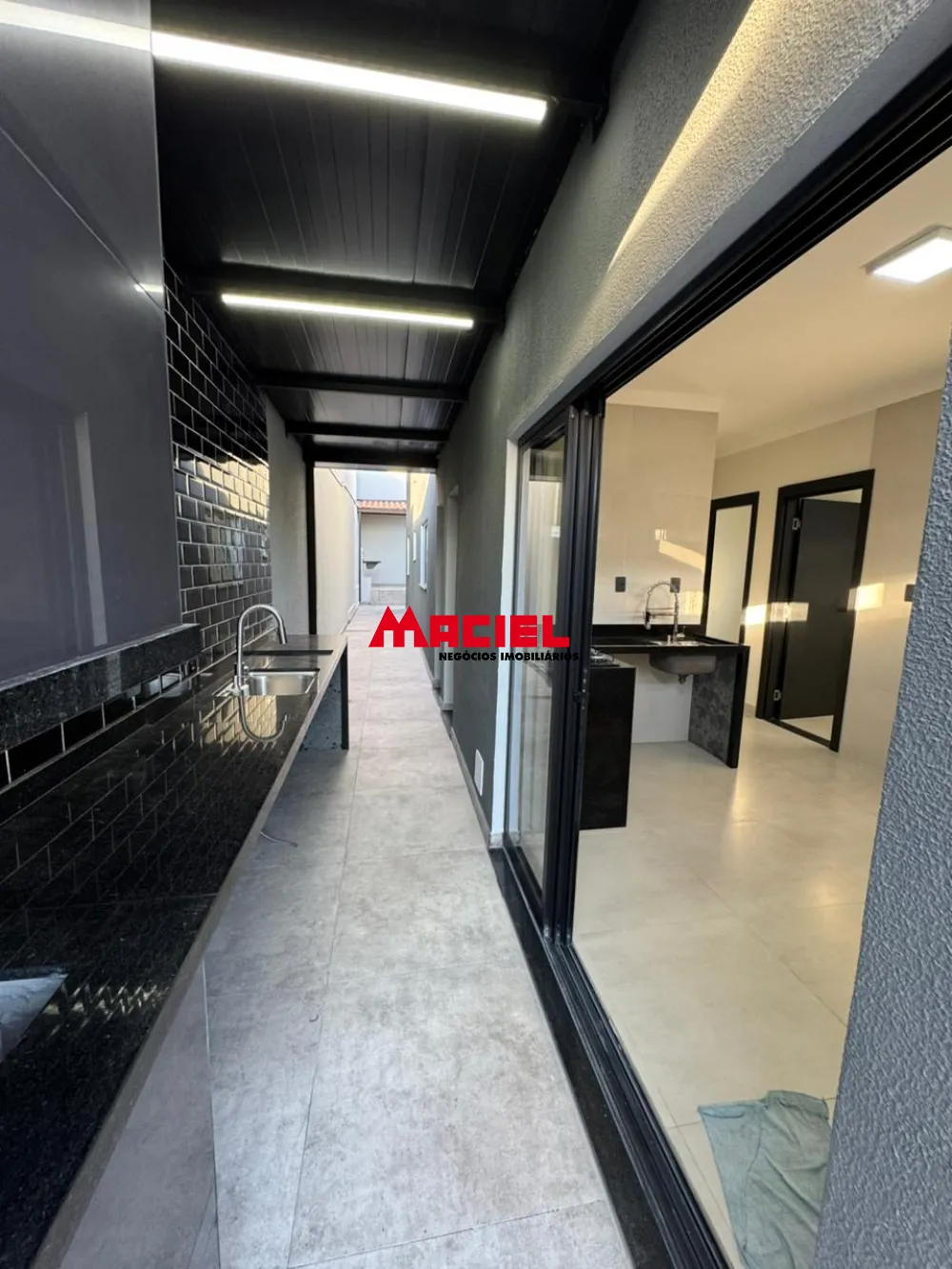 Comprar Casa / Padr&atilde;o em S&atilde;o Jos&eacute; dos Campos R$ 1.100.000,00 - Foto 21