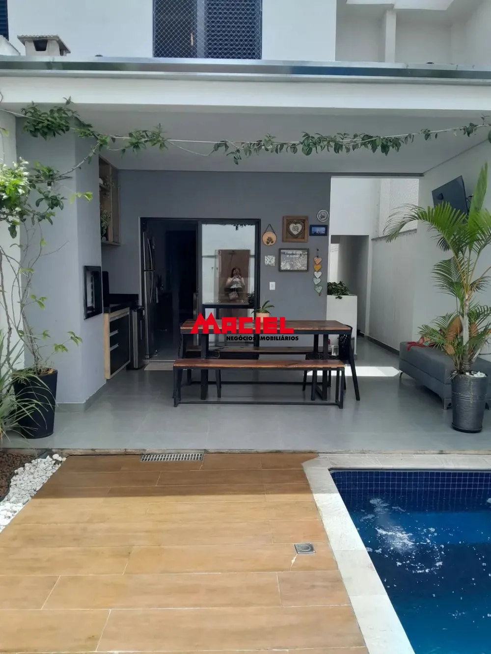 Comprar Casa / Sobrado em S&atilde;o Jos&eacute; dos Campos R$ 1.190.000,00 - Foto 4