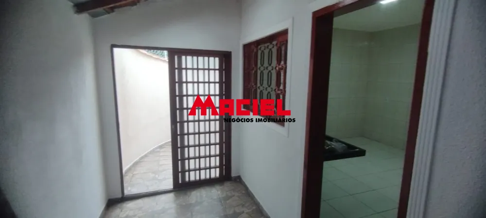 Comprar Casa / Padr&atilde;o em S&atilde;o Jos&eacute; dos Campos R$ 370.000,00 - Foto 12