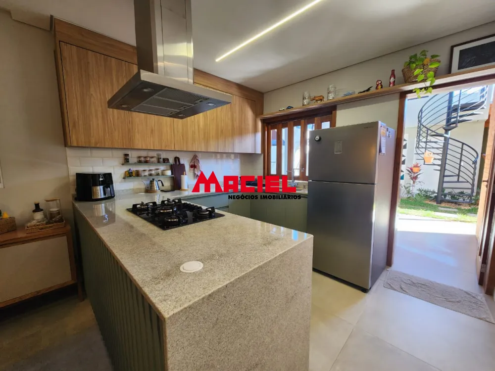 Comprar Casa / Padr&atilde;o em S&atilde;o Jos&eacute; dos Campos R$ 1.580.000,00 - Foto 14