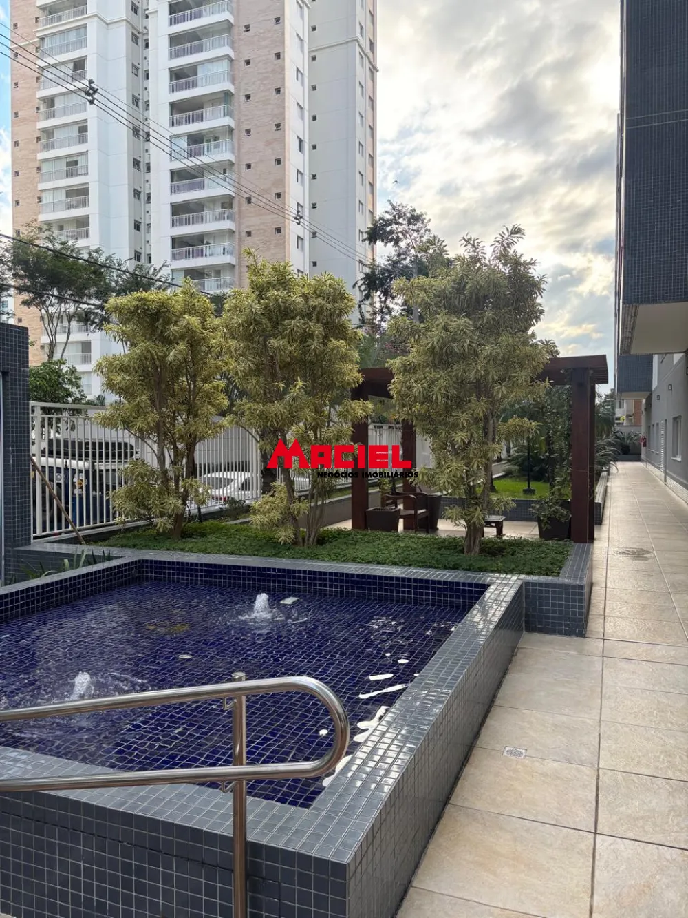 Comprar Apartamento / Padr&atilde;o em S&atilde;o Jos&eacute; dos Campos R$ 880.000,00 - Foto 1
