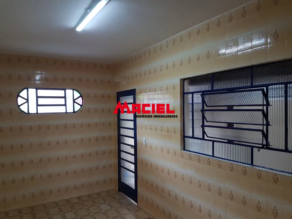 Comprar Casa / Padr&atilde;o em S&atilde;o Jos&eacute; dos Campos R$ 580.000,00 - Foto 4