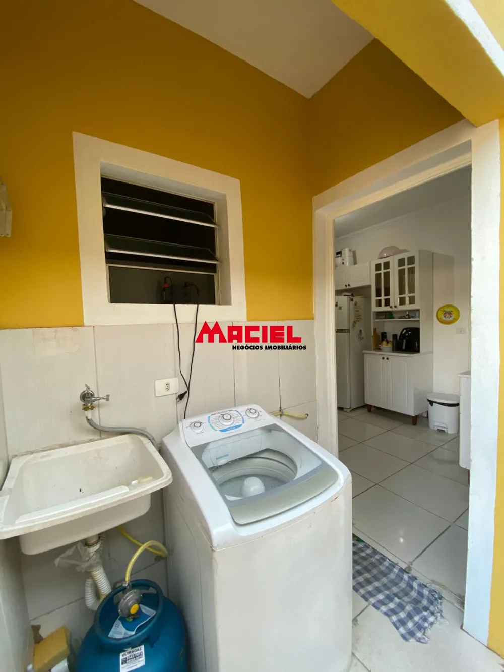 Comprar Casa / Padr&atilde;o em S&atilde;o Jos&eacute; dos Campos R$ 415.000,00 - Foto 4