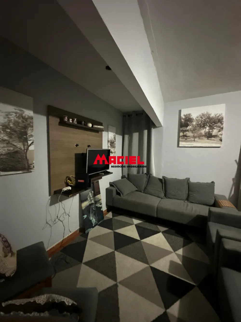 Comprar Casa / Padr&atilde;o em S&atilde;o Jos&eacute; dos Campos R$ 550.000,00 - Foto 3