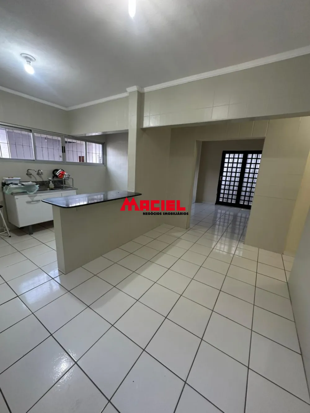 Comprar Casa / Padr&atilde;o em S&atilde;o Jos&eacute; dos Campos R$ 950.000,00 - Foto 2