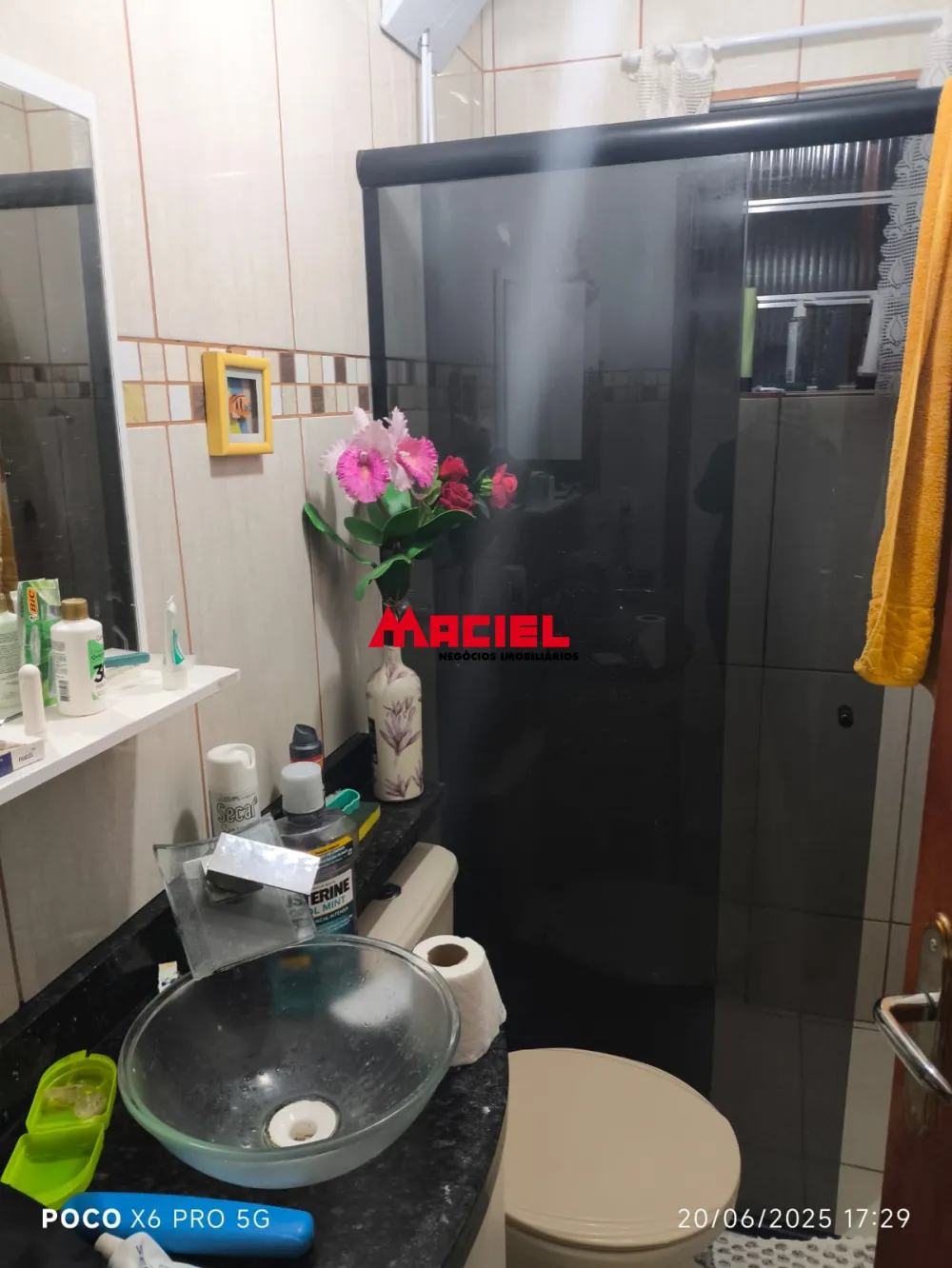 Comprar Casa / Sobrado em S&atilde;o Jos&eacute; dos Campos R$ 450.000,00 - Foto 1