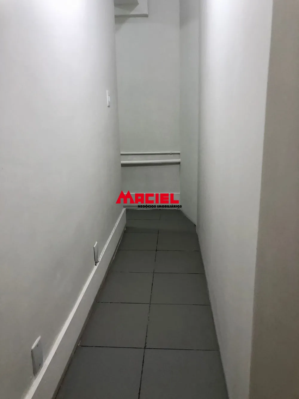 Comprar Comercial / Sala em S&atilde;o Jos&eacute; dos Campos R$ 275.000,00 - Foto 3