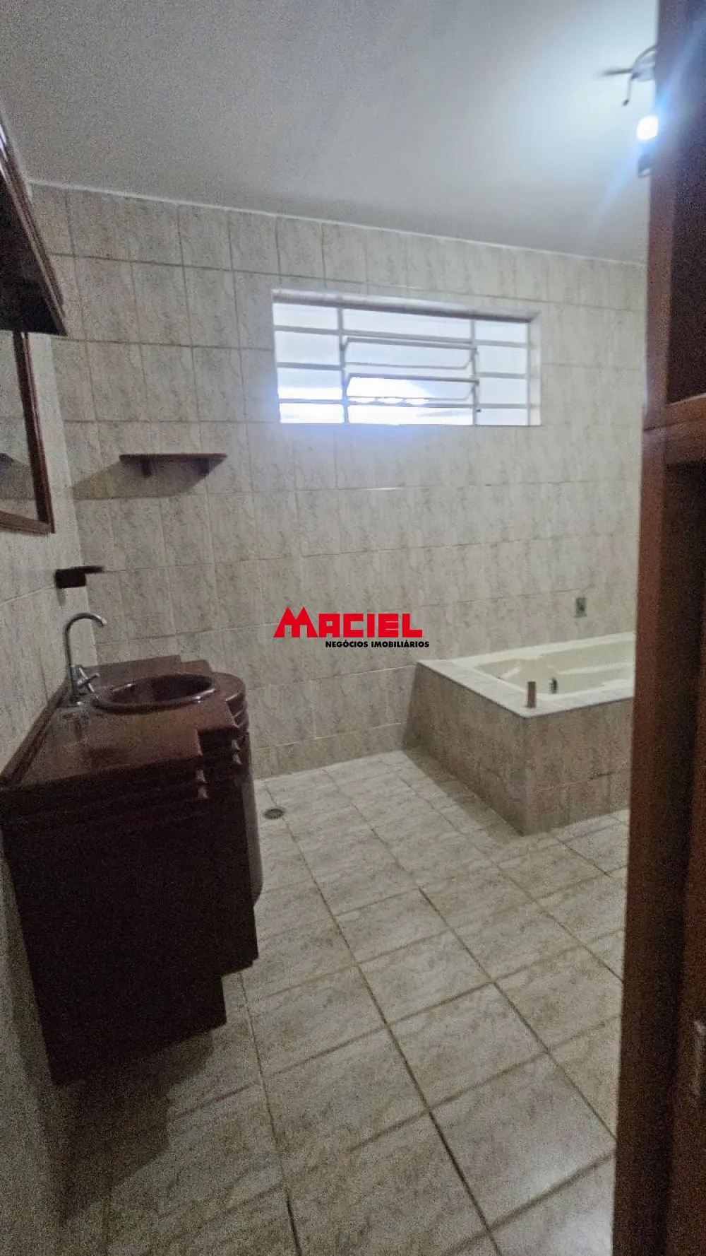 Comprar Casa / Sobrado em S&atilde;o Jos&eacute; dos Campos R$ 1.200.000,00 - Foto 8