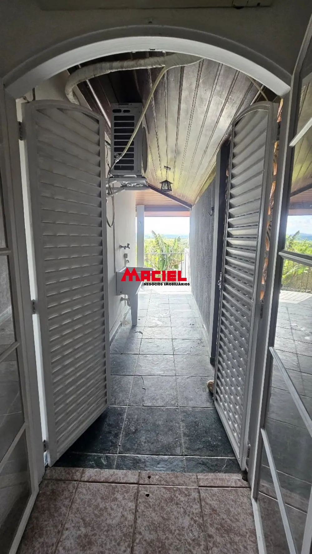 Comprar Casa / Sobrado em S&atilde;o Jos&eacute; dos Campos R$ 1.200.000,00 - Foto 16