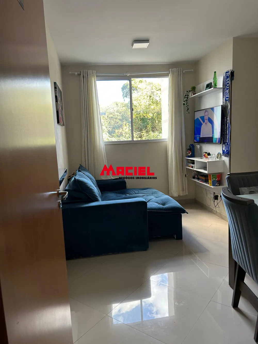Comprar Apartamento / Padr&atilde;o em S&atilde;o Jos&eacute; dos Campos R$ 350.000,00 - Foto 2