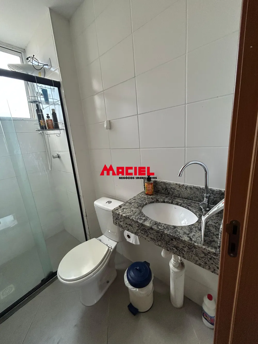 Comprar Apartamento / Padr&atilde;o em S&atilde;o Jos&eacute; dos Campos R$ 350.000,00 - Foto 13