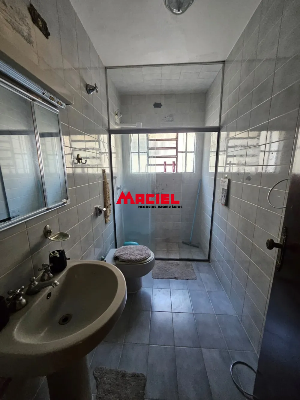 Alugar Casa / Sobrado em S&atilde;o Jos&eacute; dos Campos R$ 2.800,00 - Foto 9