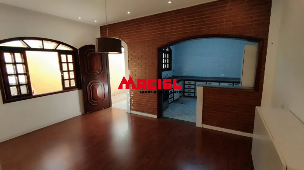 Alugar Casa / Sobrado em S&atilde;o Jos&eacute; dos Campos R$ 4.300,00 - Foto 1