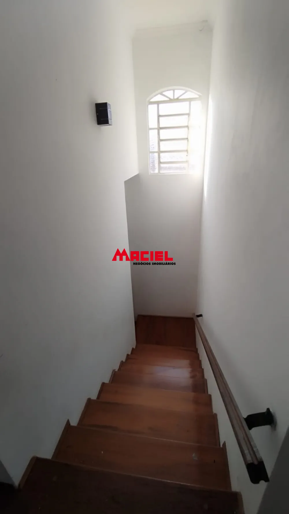 Alugar Casa / Sobrado em S&atilde;o Jos&eacute; dos Campos R$ 4.300,00 - Foto 9