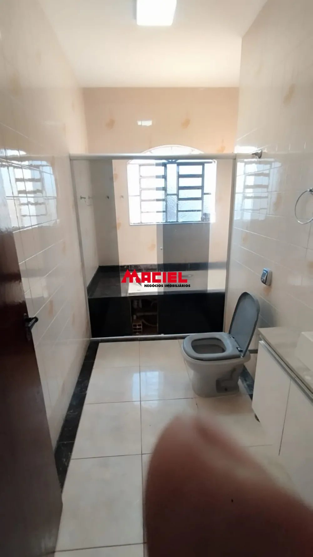 Alugar Casa / Sobrado em S&atilde;o Jos&eacute; dos Campos R$ 4.300,00 - Foto 15