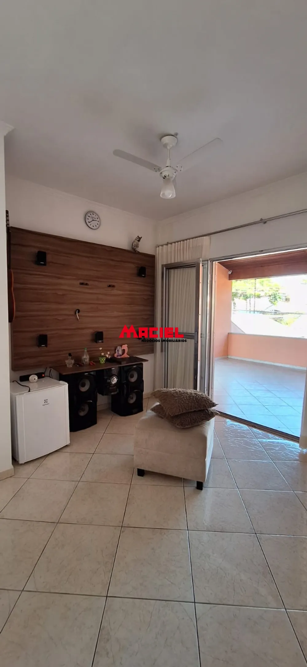 Alugar Casa / Sobrado em S&atilde;o Jos&eacute; dos Campos R$ 3.000,00 - Foto 17