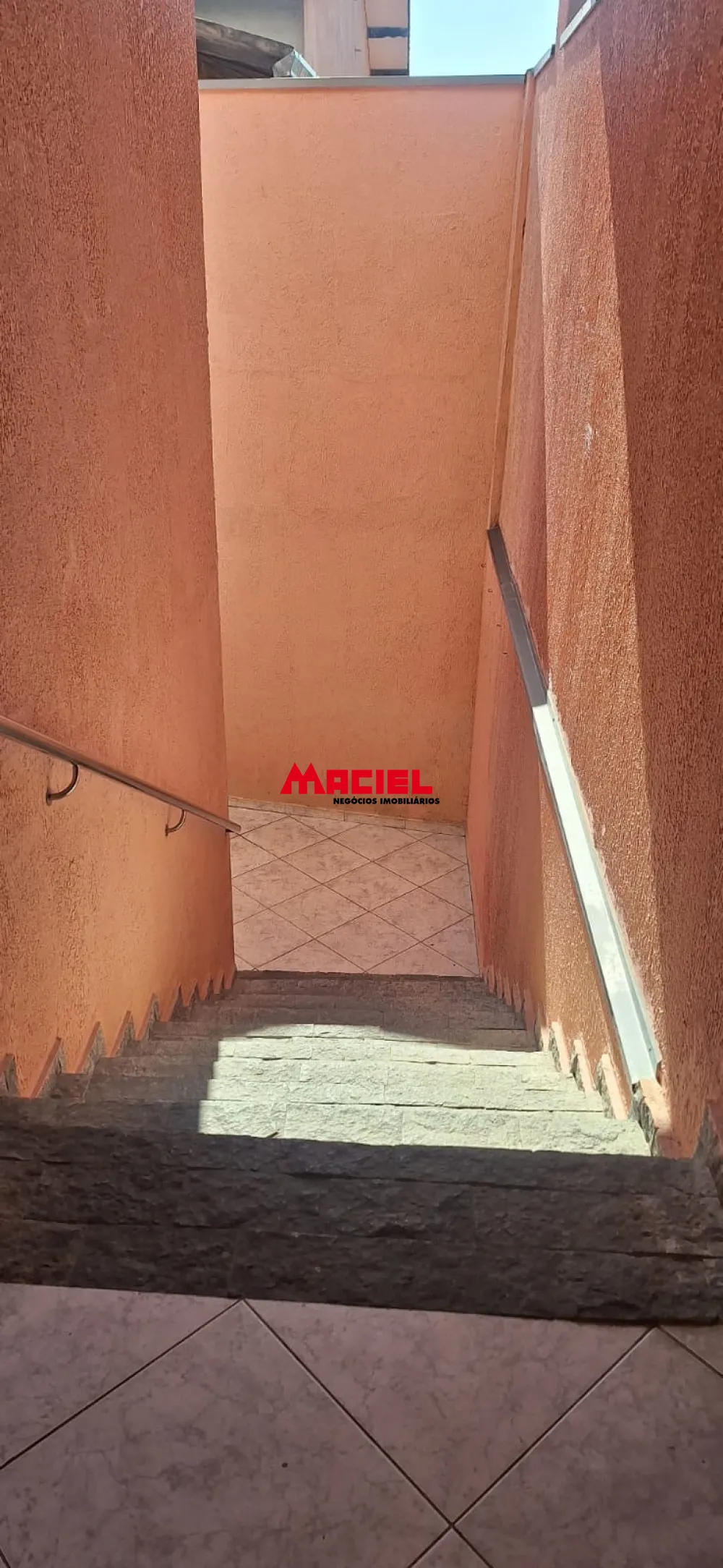 Alugar Casa / Sobrado em S&atilde;o Jos&eacute; dos Campos R$ 3.000,00 - Foto 27