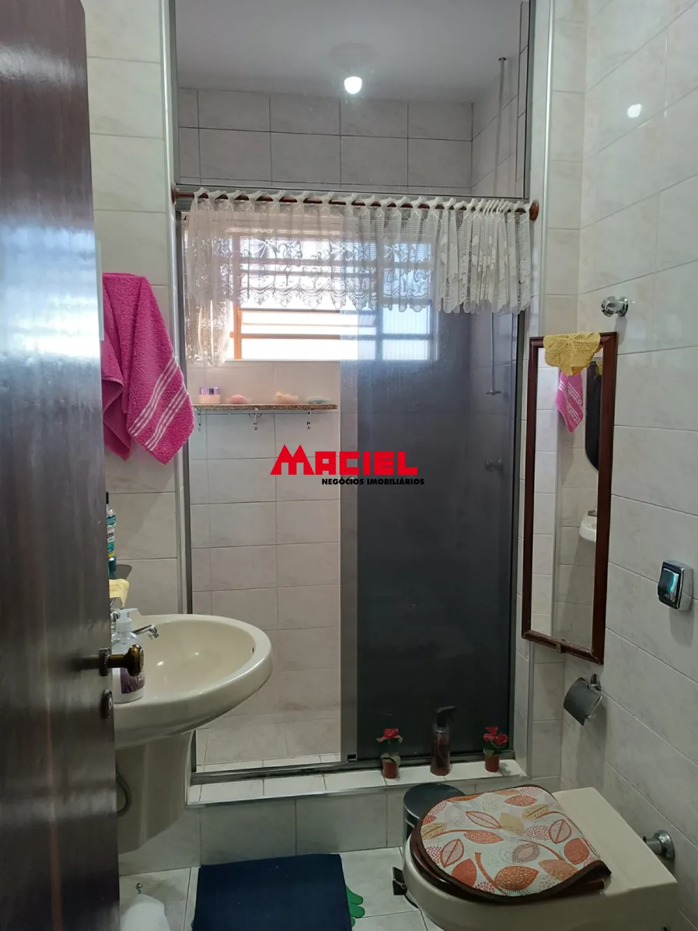 Comprar Casa / Sobrado em S&atilde;o Jos&eacute; dos Campos R$ 1.100.000,00 - Foto 10