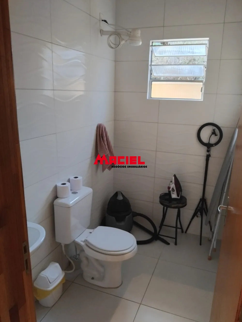 Comprar Casa / Padr&atilde;o em S&atilde;o Jos&eacute; dos Campos R$ 380.000,00 - Foto 12