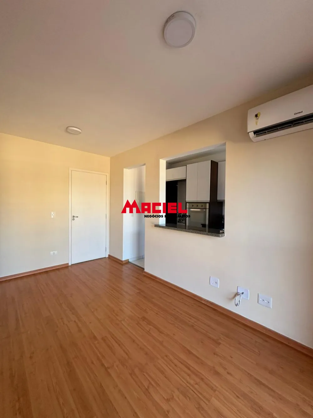 Alugar Apartamento / Padr&atilde;o em S&atilde;o Jos&eacute; dos Campos R$ 2.000,00 - Foto 5