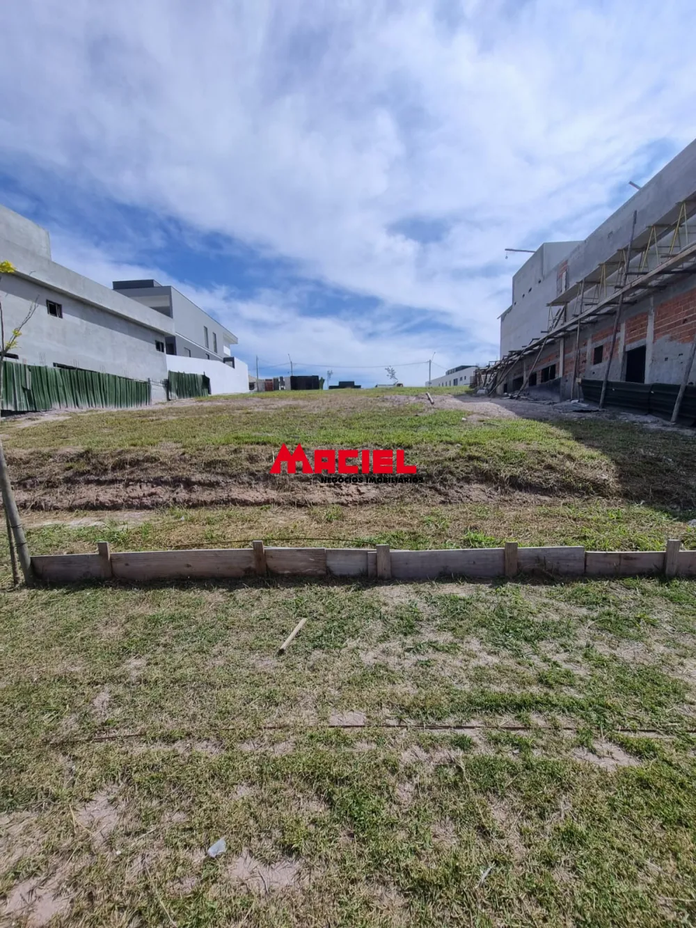 Comprar Terreno / Condom&iacute;nio em S&atilde;o Jos&eacute; dos Campos R$ 615.000,00 - Foto 1