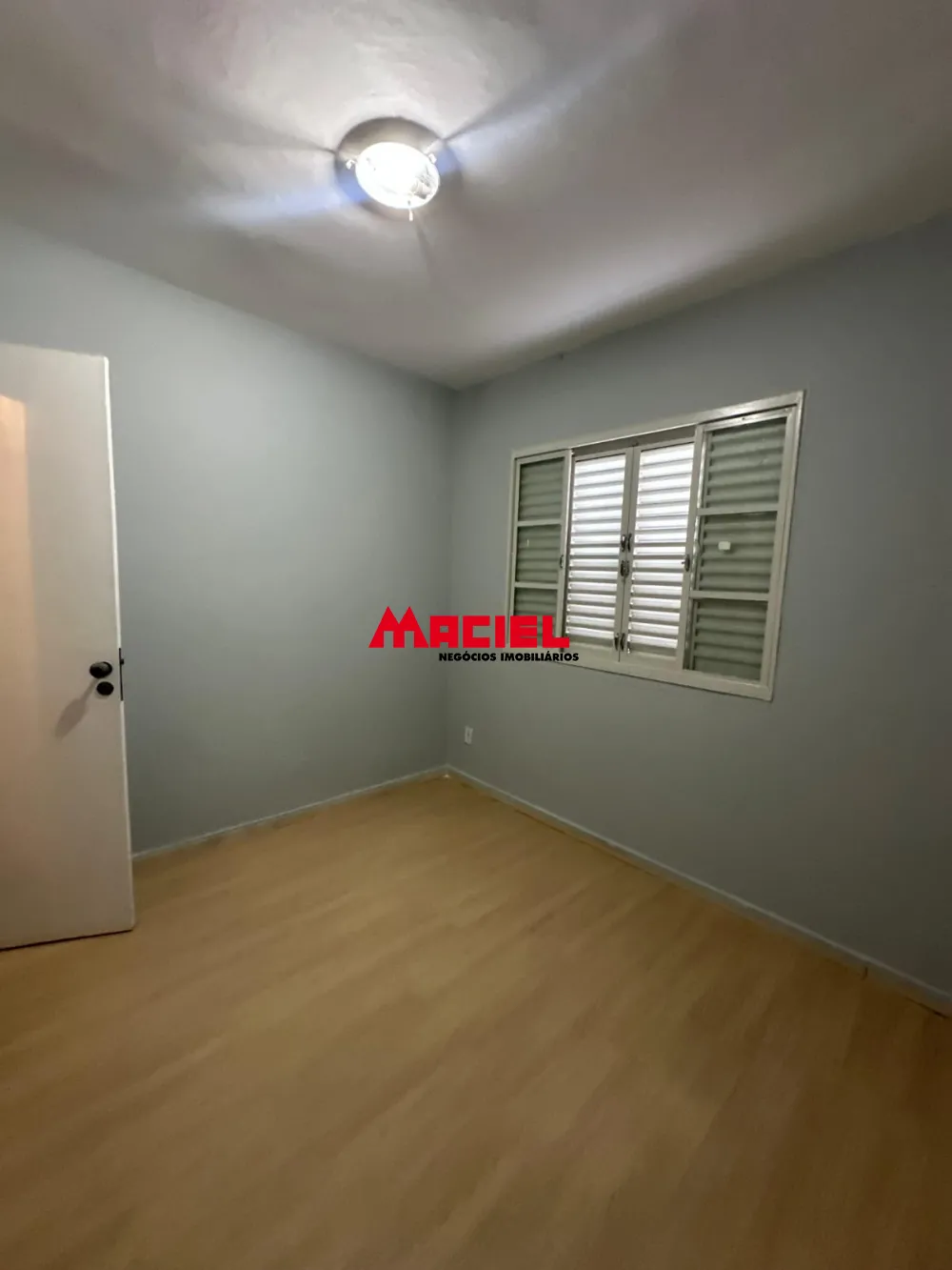 Comprar Casa / Padr&atilde;o em S&atilde;o Jos&eacute; dos Campos R$ 490.000,00 - Foto 2