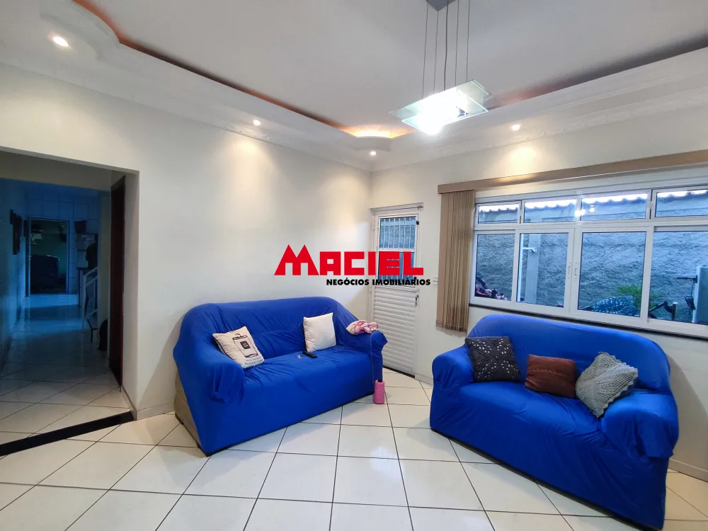 Comprar Casa / Sobrado em S&atilde;o Jos&eacute; dos Campos R$ 380.000,00 - Foto 1