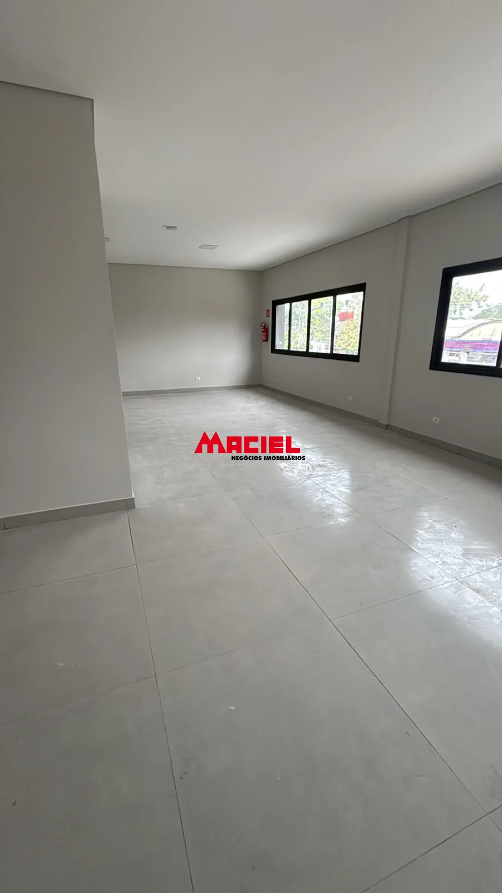 Alugar Comercial / Galp&atilde;o em S&atilde;o Jos&eacute; dos Campos R$ 40.000,00 - Foto 10