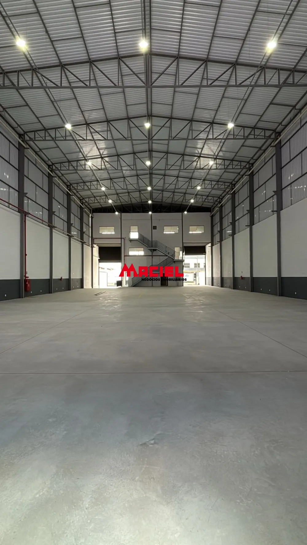 Alugar Comercial / Galp&atilde;o em S&atilde;o Jos&eacute; dos Campos R$ 40.000,00 - Foto 14