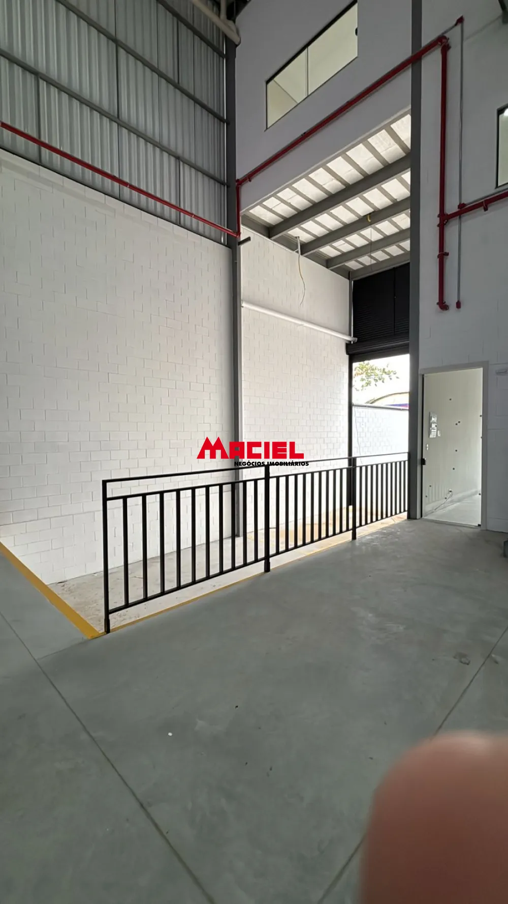 Alugar Comercial / Galp&atilde;o em S&atilde;o Jos&eacute; dos Campos R$ 40.000,00 - Foto 15