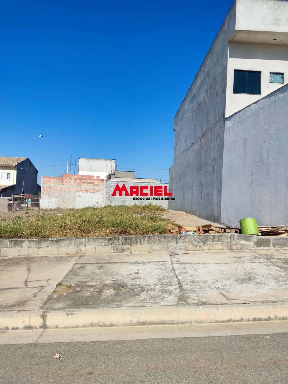 Comprar Terreno / Padr&atilde;o em S&atilde;o Jos&eacute; dos Campos R$ 200.000,00 - Foto 4