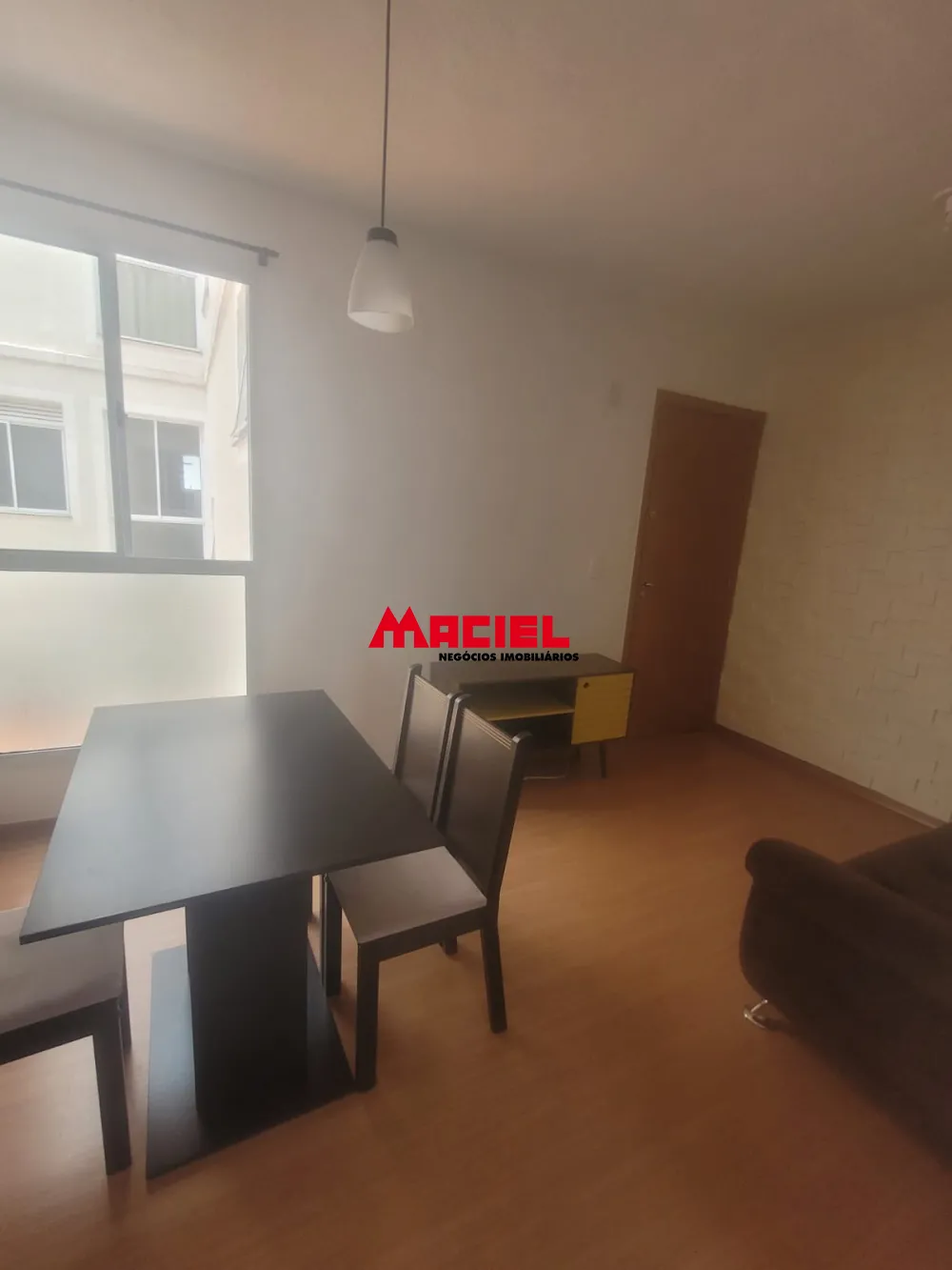 Alugar Apartamento / Padr&atilde;o em S&atilde;o Jos&eacute; dos Campos R$ 1.500,00 - Foto 1
