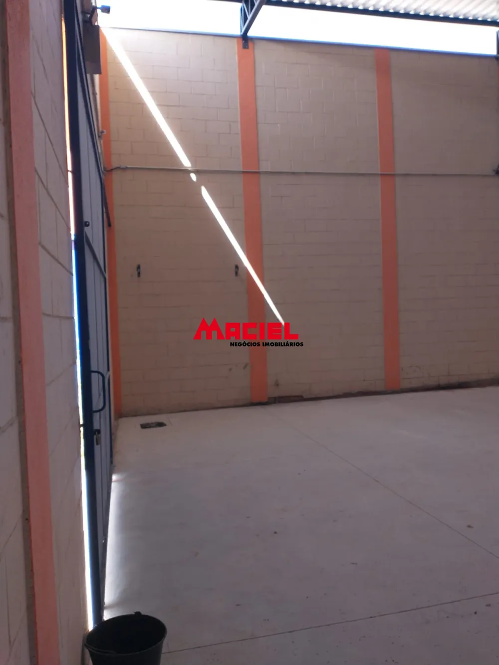 Alugar Comercial / Galp&atilde;o em S&atilde;o Jos&eacute; dos Campos R$ 8.000,00 - Foto 8