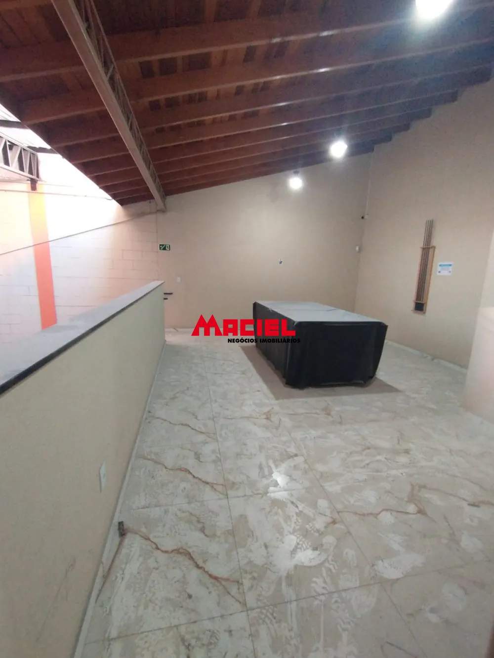 Alugar Comercial / Galp&atilde;o em S&atilde;o Jos&eacute; dos Campos R$ 8.000,00 - Foto 19