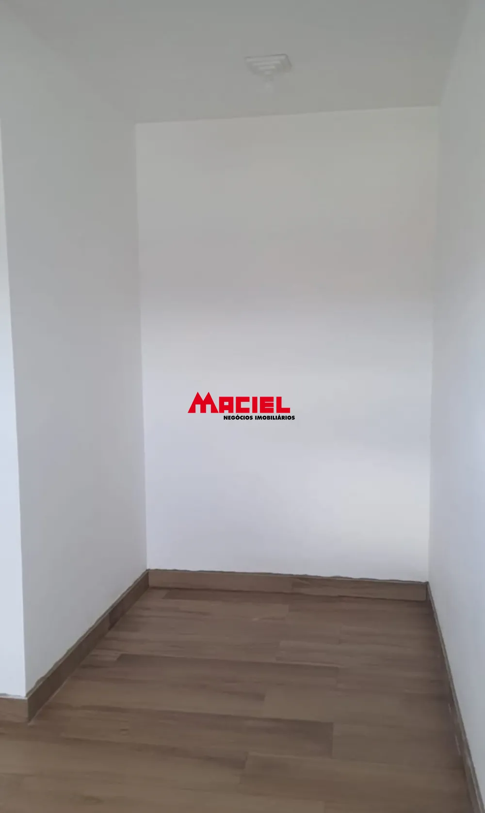 Alugar Apartamento / Padr&atilde;o em S&atilde;o Jos&eacute; dos Campos R$ 2.750,00 - Foto 20