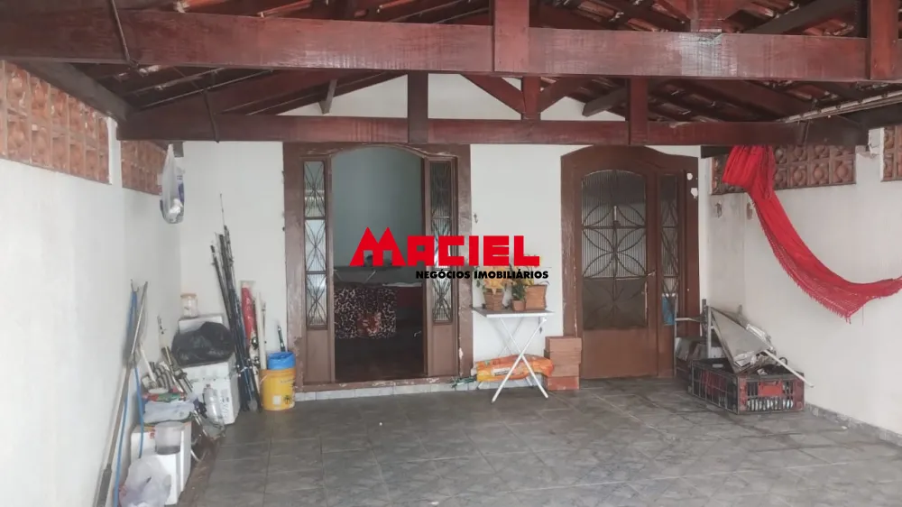 Comprar Casa / Padr&atilde;o em S&atilde;o Jos&eacute; dos Campos R$ 370.000,00 - Foto 1