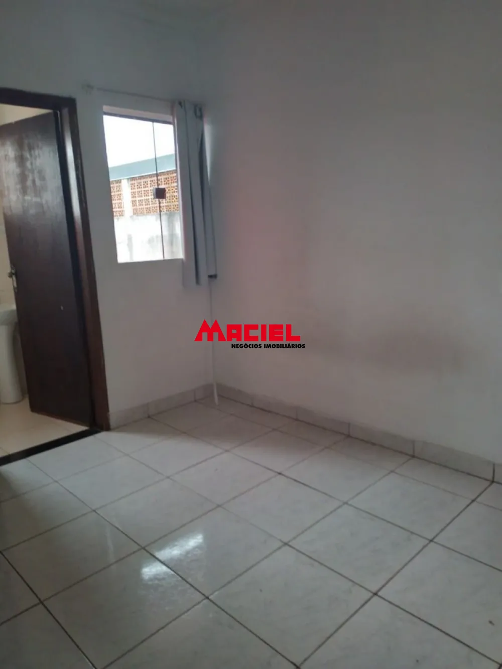 Comprar Casa / Sobrado em S&atilde;o Jos&eacute; dos Campos R$ 300.000,00 - Foto 7