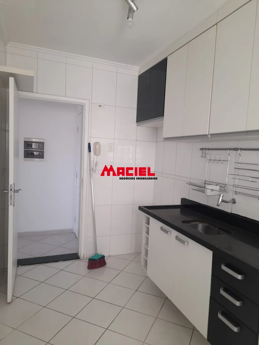 Comprar Apartamento / Padr&atilde;o em S&atilde;o Jos&eacute; dos Campos R$ 640.000,00 - Foto 4