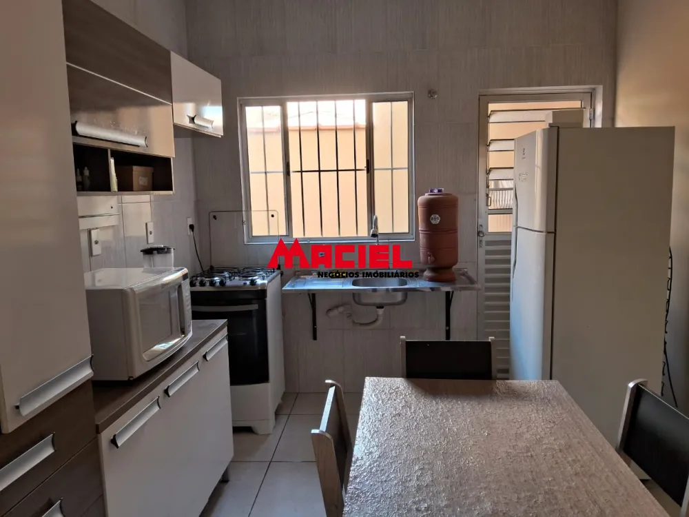 Comprar Casa / Padr&atilde;o em S&atilde;o Jos&eacute; dos Campos R$ 350.000,00 - Foto 4